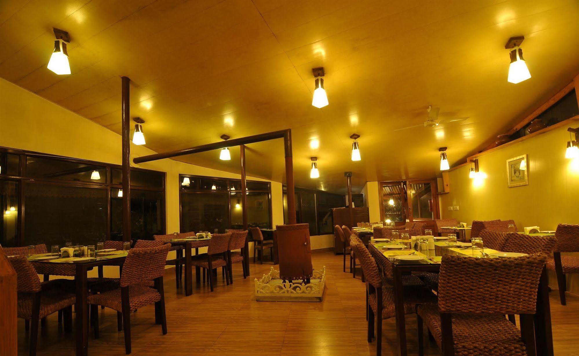 คลับ มหินทรา มัสซูรี Hotel ภายนอก รูปภาพ